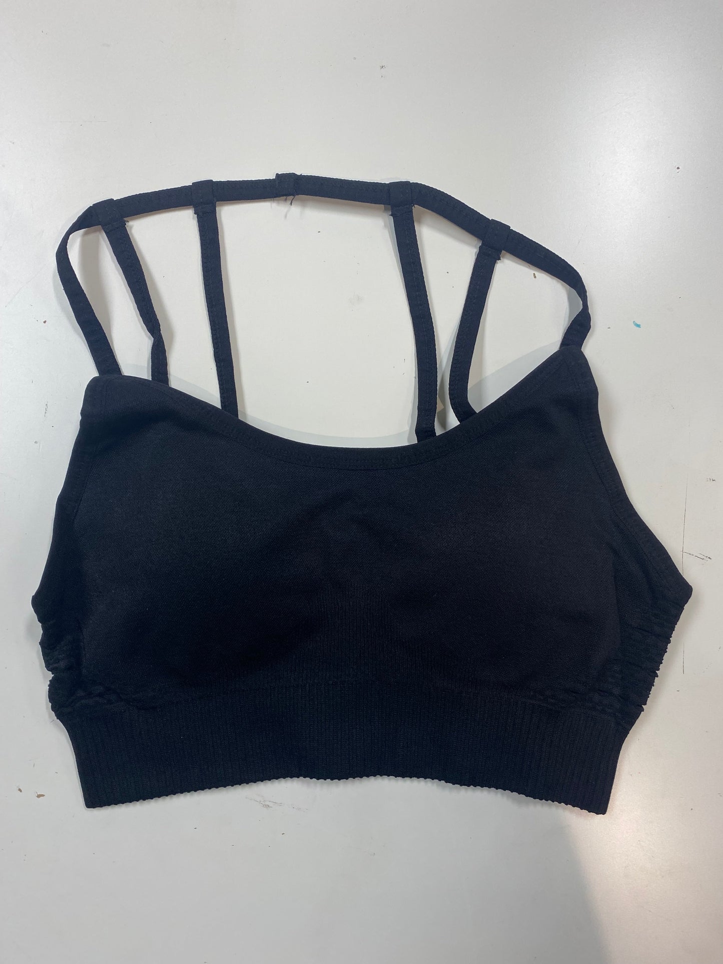 Aileen Strappy Mesh Seamless Sports Bra - Black